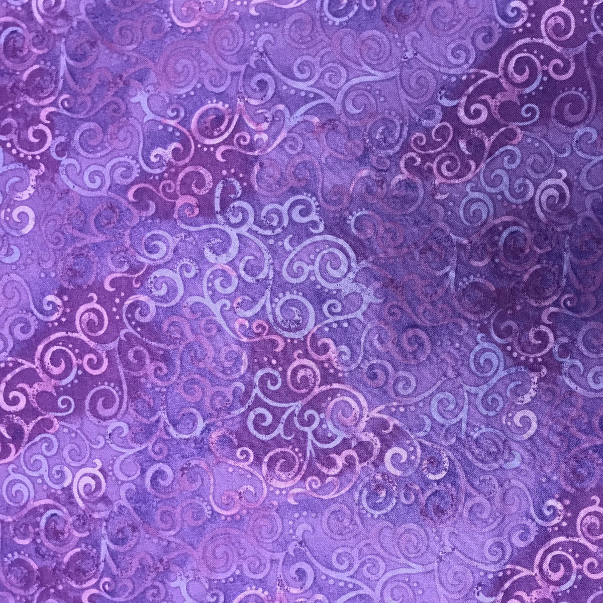 GP313 QT Scroll Violet Fabric Corner Inc