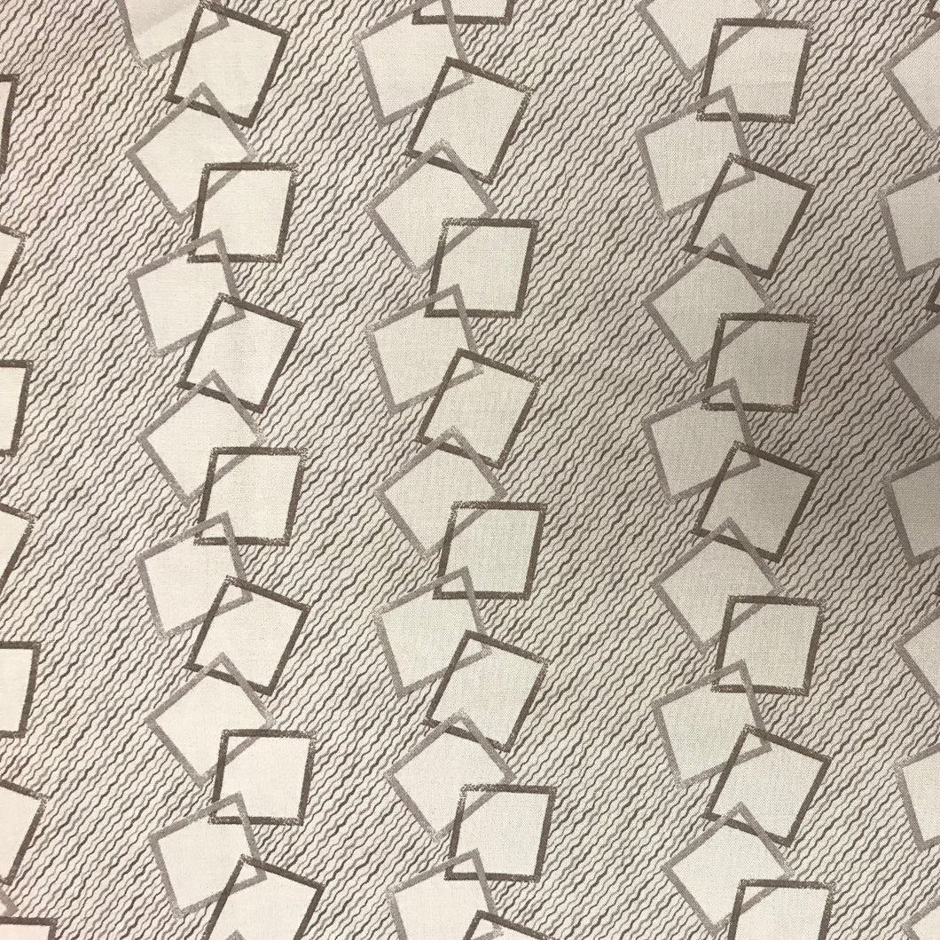 GP381 CC Squares Beige