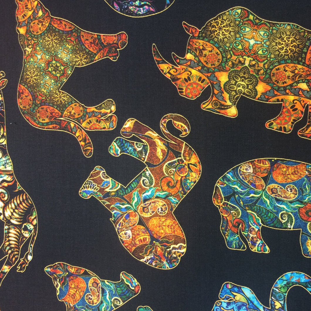 NP006 QT Serengeti Animals Black